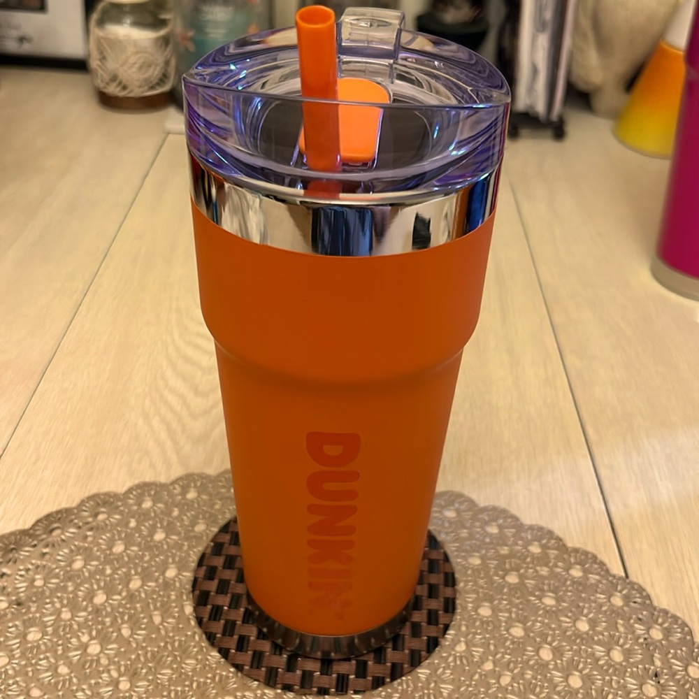 Dunkin’ Donuts 24oz Travel Tumbler